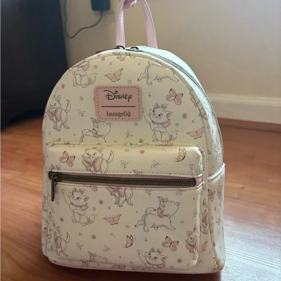 Loungefly | Bags | Disney Loungefly Marie Cream Backpack  display picture 2